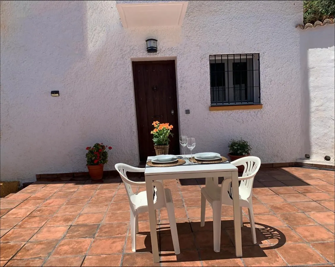 A Estrenar Preciosa Suite-Centrico-Con Jardin Y Porche Torremolinos 0*,  Spain